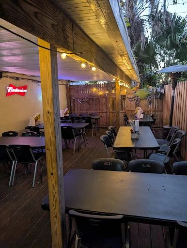 O'Shucks Oyster Bar & Grill photo 4
